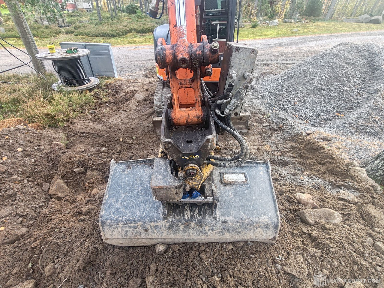 Hitachi ZX 27U-2 kaivinkone, 3328H, 2009, Uusikaupunki - Mini pelle: photos 5 Hitachi ZX 27U-2 kaivinkone, 3328H, 2009, Uusikaupunki - Mini pelle: photos 5