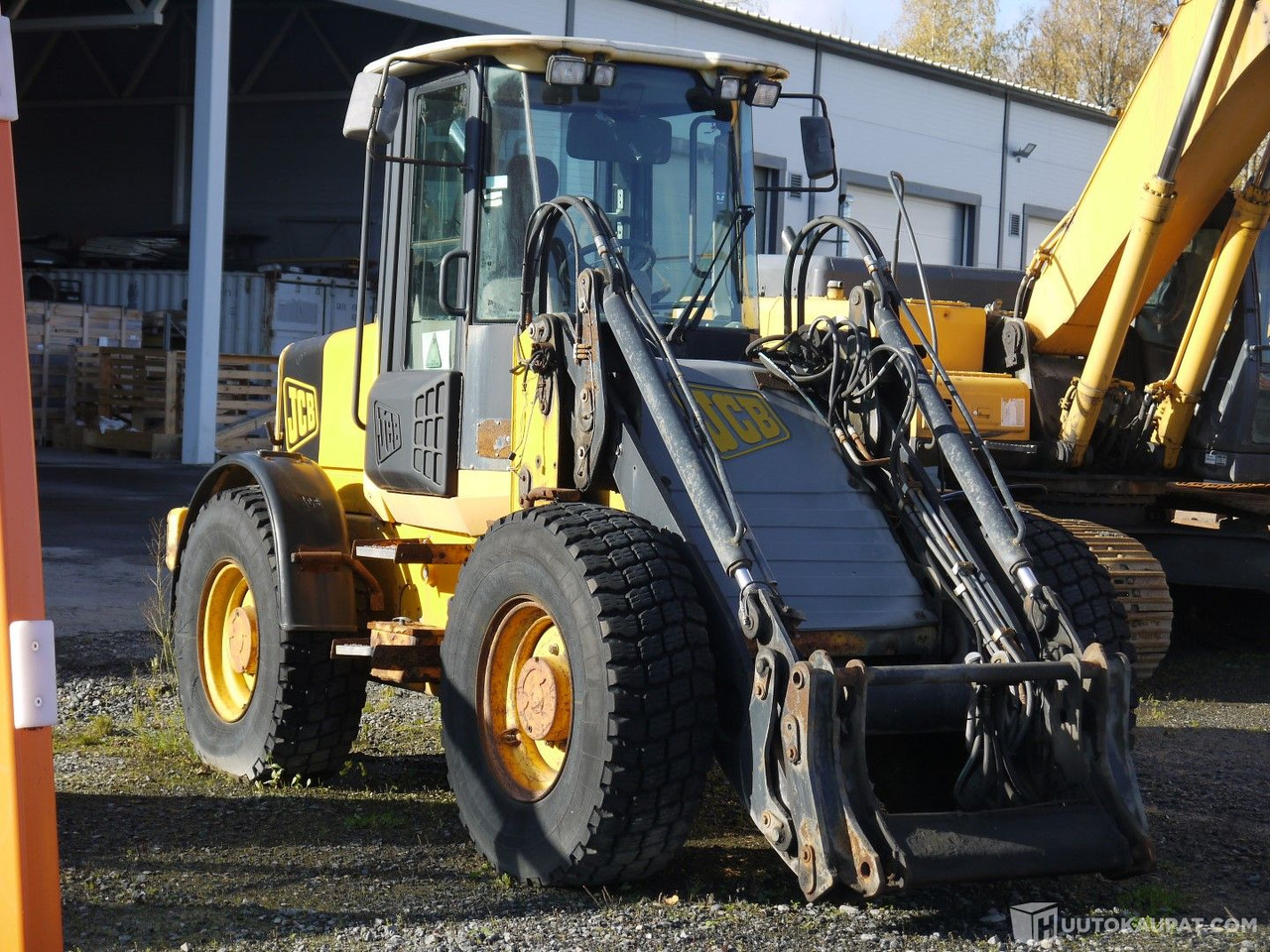 JCB 411, 2011 Pyöräkuormaaja, Humppila - Chargeuse sur pneus: photos 2 JCB 411, 2011 Pyöräkuormaaja, Humppila - Chargeuse sur pneus: photos 2