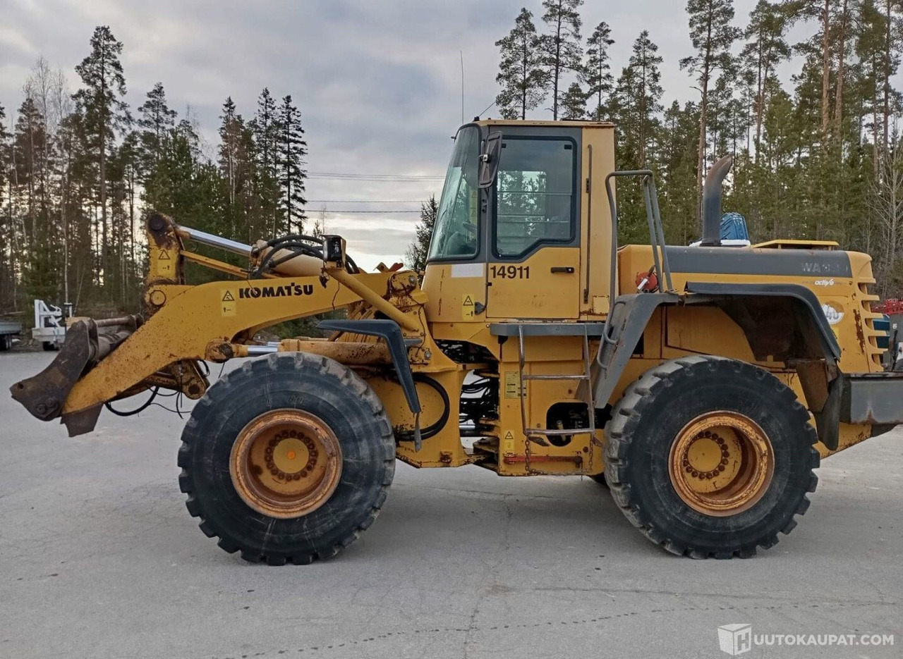 Komatsu WA 380-3H, 1999, Diesel, 15 880 h Pyöräkuormaaja, Leppävirta - Chargeuse sur pneus: photos 1 Komatsu WA 380-3H, 1999, Diesel, 15 880 h Pyöräkuormaaja, Leppävirta - Chargeuse sur pneus: photos 1