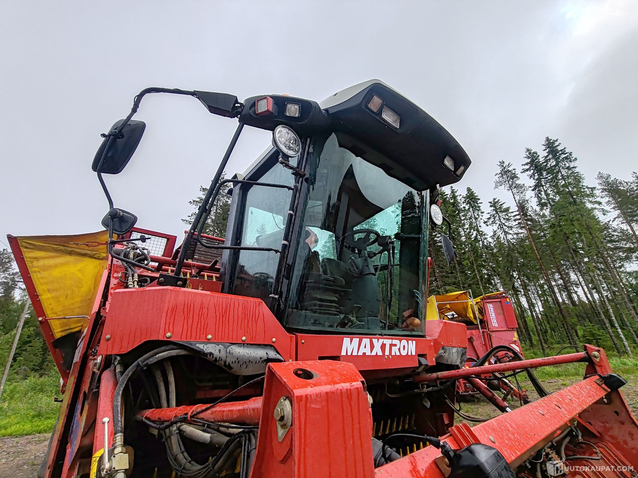 Grimme Maxtron 620 juurikkaannostokone, 2008, 6150H, Kristiinankaupunki - Machine agricole: photos 5 Grimme Maxtron 620 juurikkaannostokone, 2008, 6150H, Kristiinankaupunki - Machine agricole: photos 5