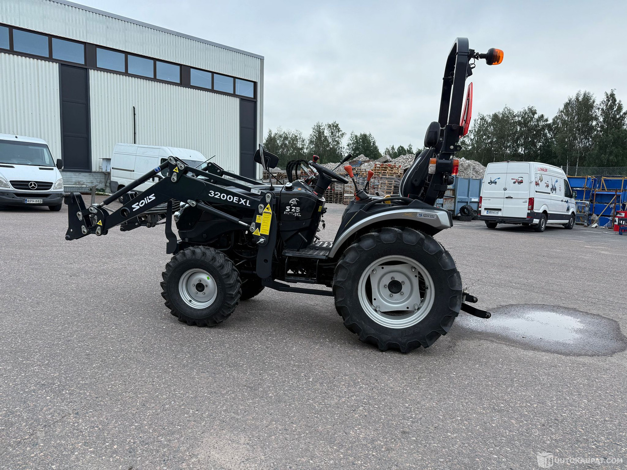 Solis 26 4wd 9+9 traktori, 2024, Helsinki - Machine agricole: photos 2 Solis 26 4wd 9+9 traktori, 2024, Helsinki - Machine agricole: photos 2