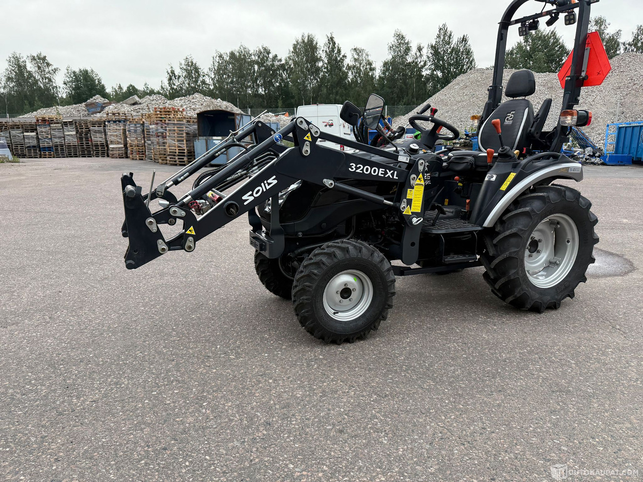 Solis 26 4wd 9+9 traktori, 2024, Helsinki - Machine agricole: photos 3 Solis 26 4wd 9+9 traktori, 2024, Helsinki - Machine agricole: photos 3