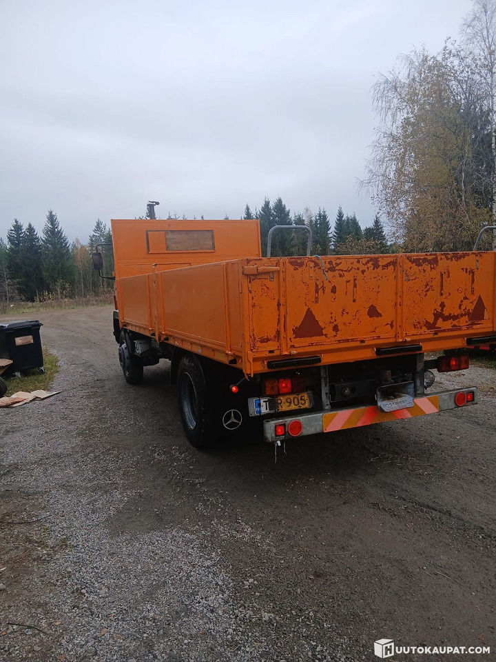 Mercedes-Benz 1114, 1992, Rautalampi - Camion plateau: photos 3 Mercedes-Benz 1114, 1992, Rautalampi - Camion plateau: photos 3