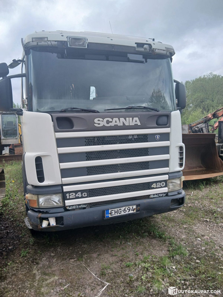 Scania 124G hook-lift truck, 2000, Kouvola - Camion ampliroll: photos 2 Scania 124G hook-lift truck, 2000, Kouvola - Camion ampliroll: photos 2