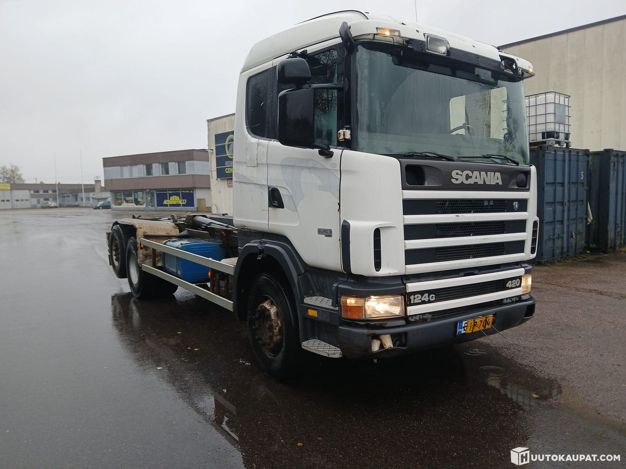 Scania 124G hook-lift truck, 2000, Kouvola - Camion ampliroll: photos 1 Scania 124G hook-lift truck, 2000, Kouvola - Camion ampliroll: photos 1