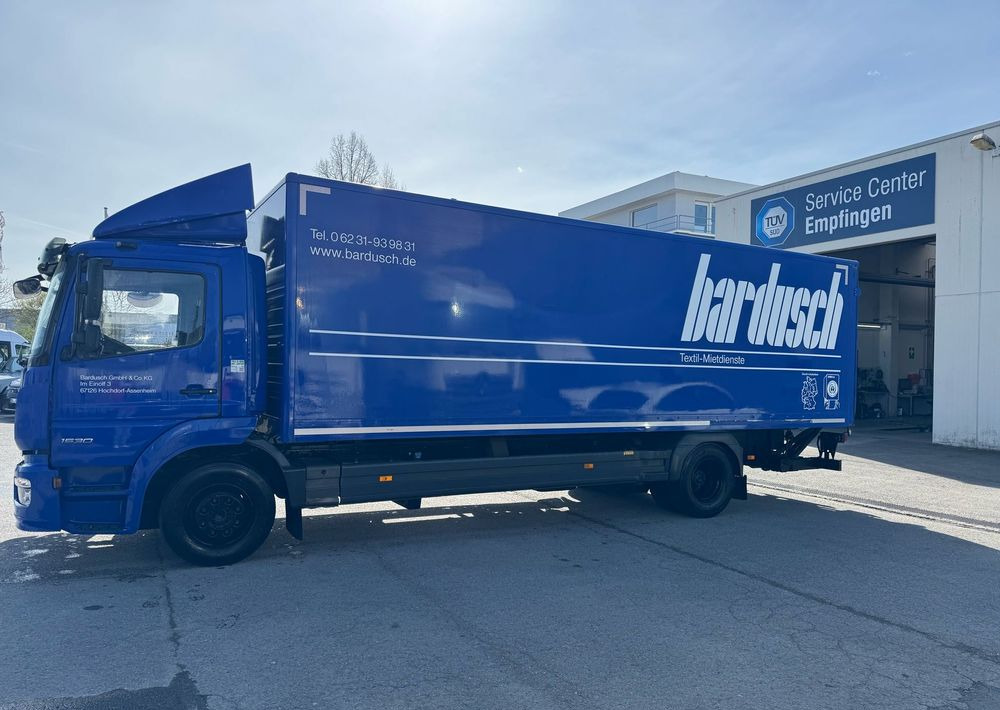 Mercedes-Benz Atego 1530 UNIKAT 289k km !! Z Niemiec TOP jak nowy ! Przód i tył na poduszkach 15t DMC / zaczep / 7.45m 18 palet TOP STAN - Camion fourgon: photos 4 Mercedes-Benz Atego 1530 UNIKAT 289k km !! Z Niemiec TOP jak nowy ! Przód i tył na poduszkach 15t DMC / zaczep / 7.45m 18 palet TOP STAN - Camion fourgon: photos 4