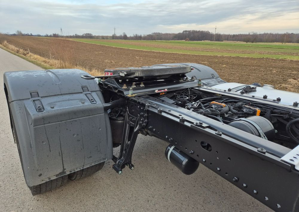 Tracteur routier MAN TGS 18.470 NAUKA JAZDY STANDARD 4x2 / TGX 18.360 400 510 460 500 TOP STAN / ŚWIEŻO SPROWADZONY: photos 33 Tracteur routier MAN TGS 18.470 NAUKA JAZDY STANDARD 4x2 / TGX 18.360 400 510 460 500 TOP STAN / ŚWIEŻO SPROWADZONY: photos 33