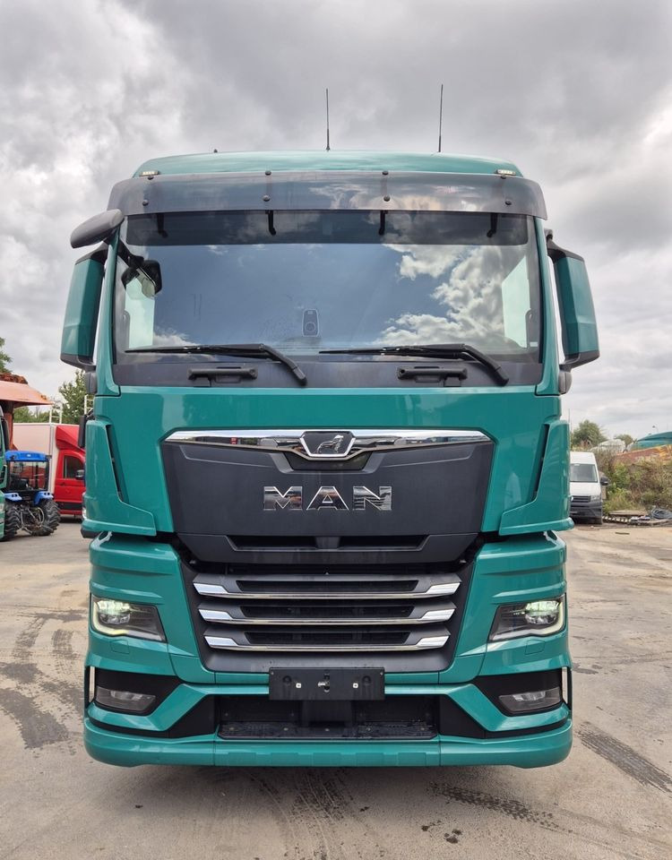 MAN TGS 18.510 TGX 18.470 nauka jazdy TOP1 4X2 STANDARD super stan z NIEMIEC / AUTOMAT/ nowy model BEZ HYDRAULIKI - Tracteur routier: photos 4 MAN TGS 18.510 TGX 18.470 nauka jazdy TOP1 4X2 STANDARD super stan z NIEMIEC / AUTOMAT/ nowy model BEZ HYDRAULIKI - Tracteur routier: photos 4