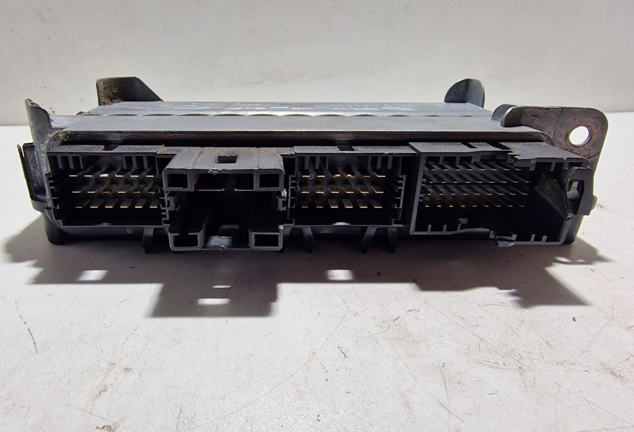 Scania Sterownik Świateł CUV2 R EURO6 2382793 Scania Sterownik Świateł CUV2 Scania R EURO6 2382793 truck - Bloc de gestion pour Camion: photos 2 Scania Sterownik Świateł CUV2 R EURO6 2382793 Scania Sterownik Świateł CUV2 Scania R EURO6 2382793 truck - Bloc de gestion pour Camion: photos 2