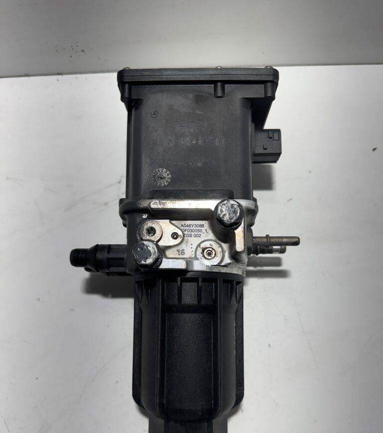 Mercedes-Benz Actros MP4 Antos Atego A0001405578 Mercedes-Benz Actros MP4 Antos Atego - Système d'échappement pour Camion: photos 3 Mercedes-Benz Actros MP4 Antos Atego A0001405578 Mercedes-Benz Actros MP4 Antos Atego - Système d'échappement pour Camion: photos 3