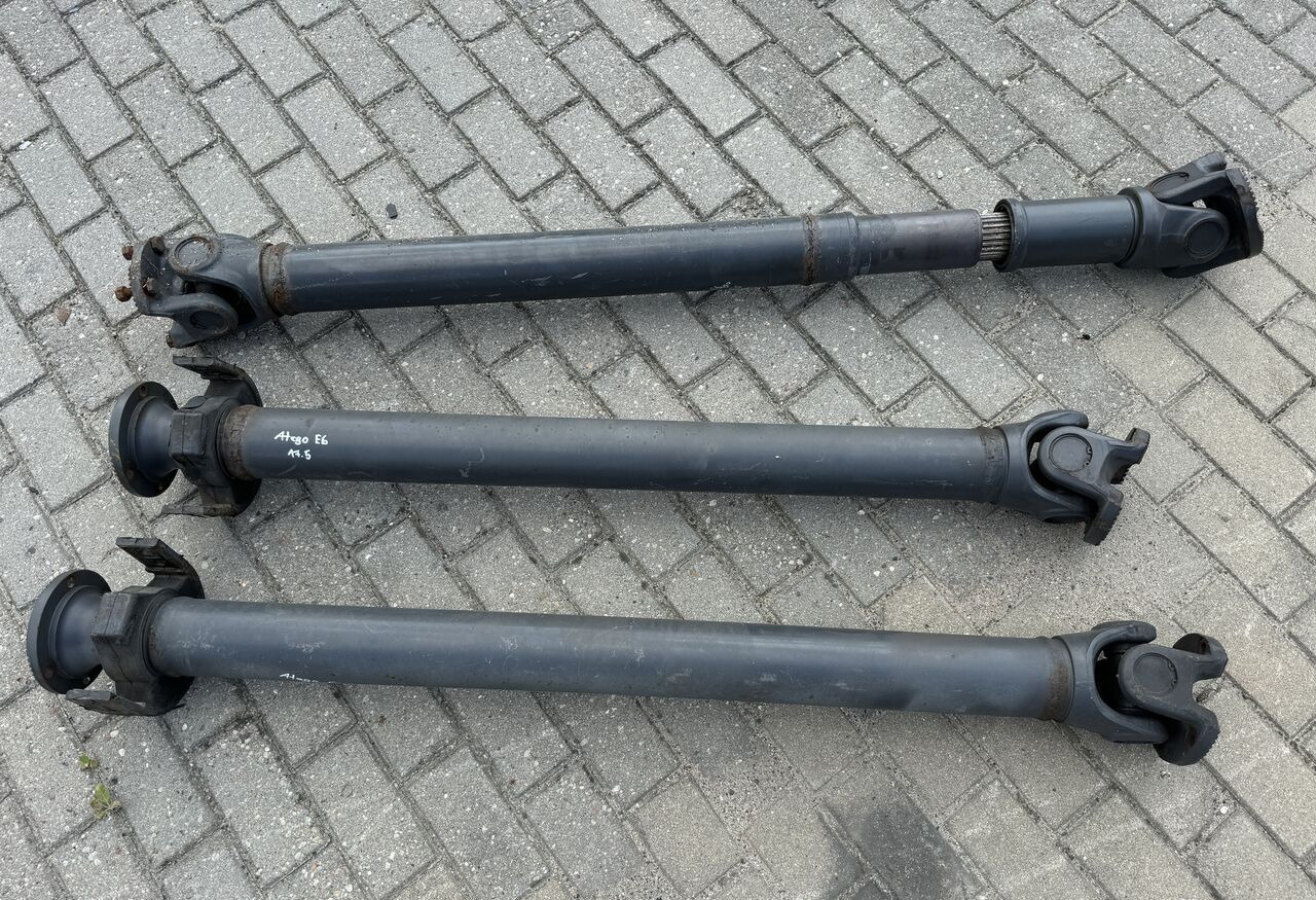 Mercedes-Benz WAŁ PĘDNY NAPĘDOWY 3 CZĘSCIOWY MERCEDES ATEGO III 17.5 - Essieu et pièces pour Camion: photos 1 Mercedes-Benz WAŁ PĘDNY NAPĘDOWY 3 CZĘSCIOWY MERCEDES ATEGO III 17.5 - Essieu et pièces pour Camion: photos 1