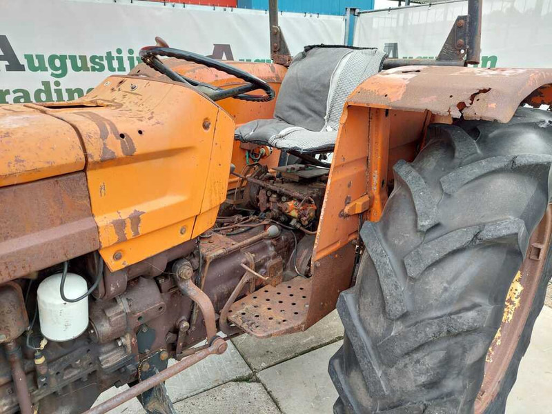Fiat 640/8 - Tracteur agricole: photos 4 Fiat 640/8 - Tracteur agricole: photos 4