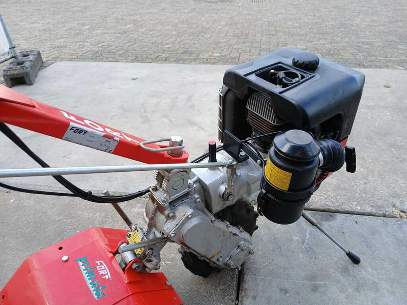 Fort Sirio primula - Micro tracteur: photos 3 Fort Sirio primula - Micro tracteur: photos 3