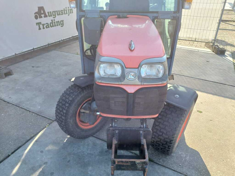 Kubota B2530 - Micro tracteur: photos 3 Kubota B2530 - Micro tracteur: photos 3