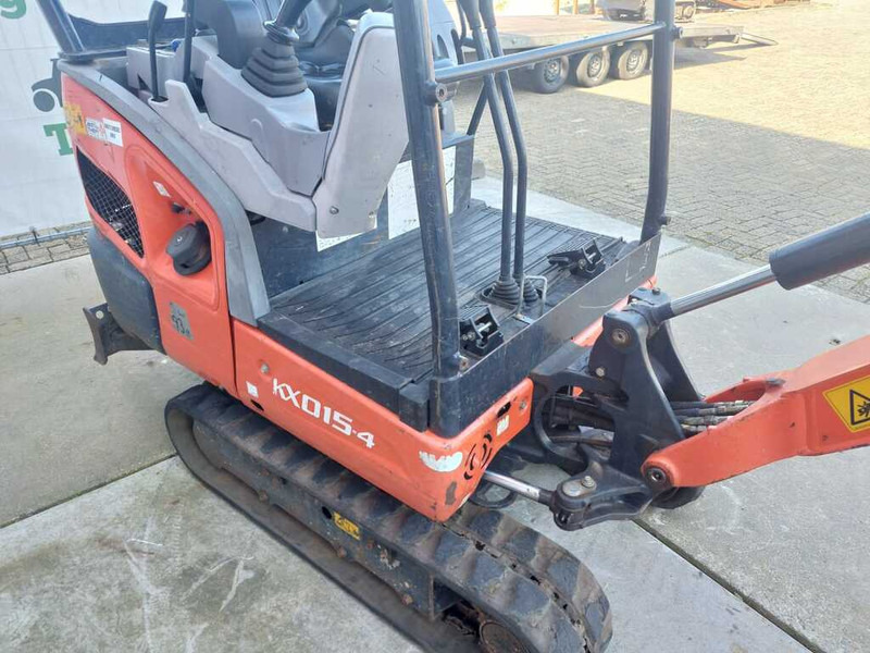 Kubota KX-015-4 - Mini pelle: photos 2 Kubota KX-015-4 - Mini pelle: photos 2