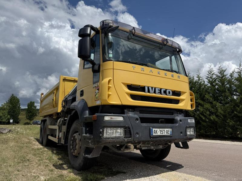 Iveco Trakker - Camion benne, Camion grue: photos 1 Iveco Trakker - Camion benne, Camion grue: photos 1