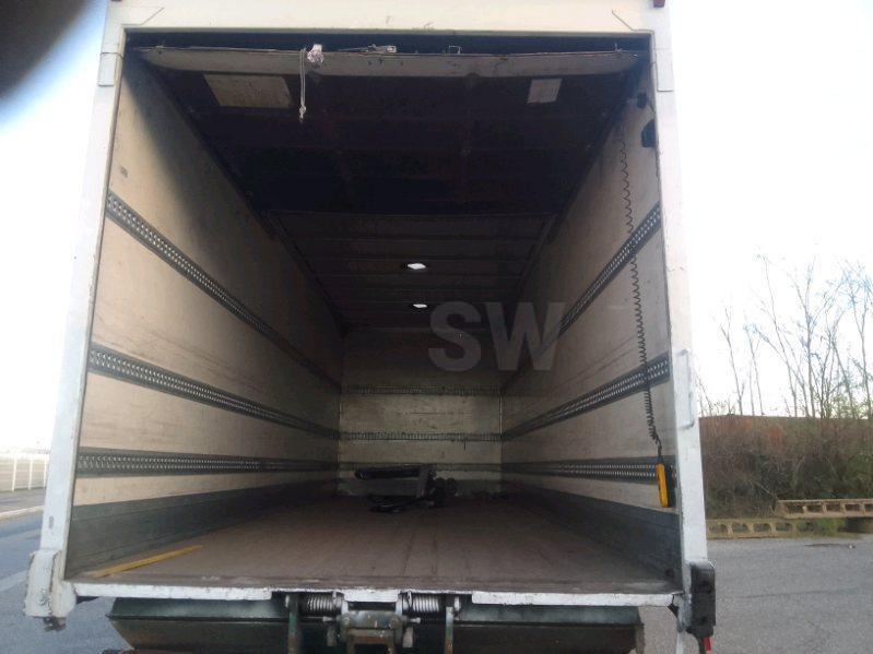 Renault Midlum 270 - Camion fourgon: photos 5 Renault Midlum 270 - Camion fourgon: photos 5