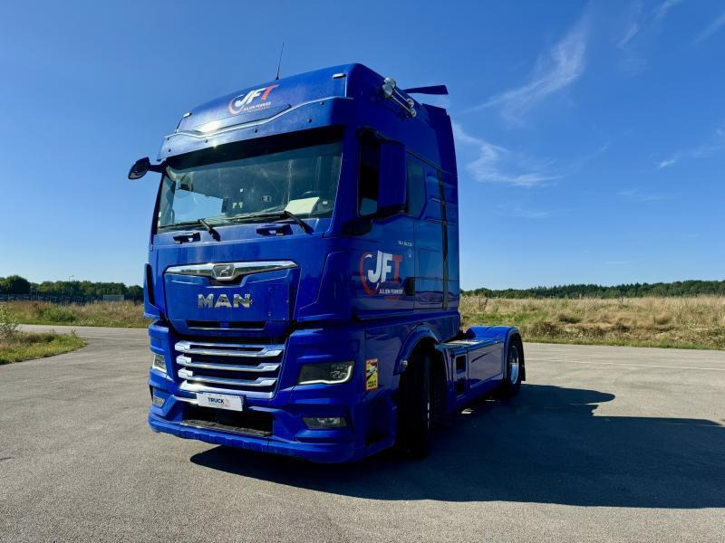 MAN TGX 18.510 - Tracteur routier: photos 2 MAN TGX 18.510 - Tracteur routier: photos 2