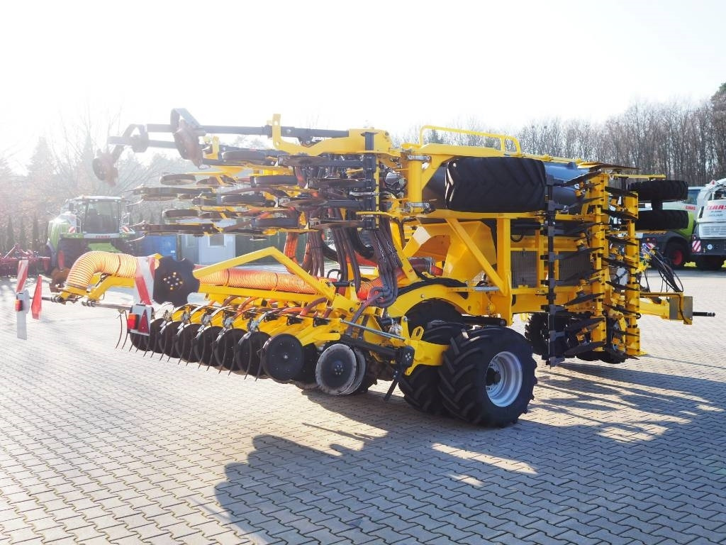 Bednar OMEGA OO 4000L - Combiné de semis: photos 4 Bednar OMEGA OO 4000L - Combiné de semis: photos 4