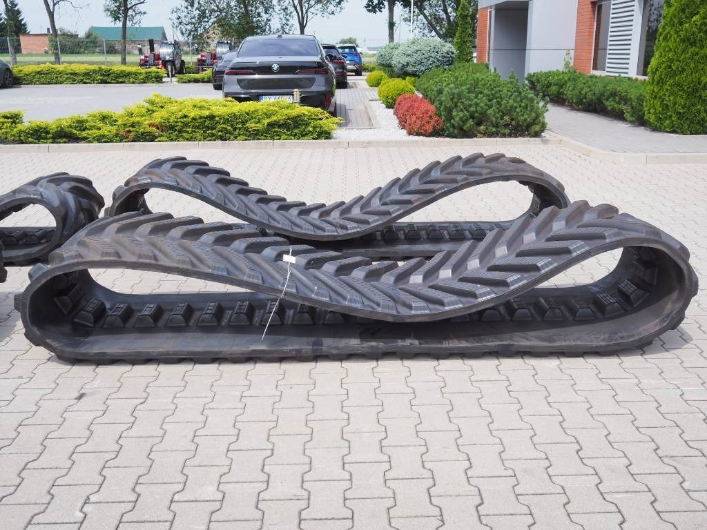 Case IH Quadrtac, Rubber belt / track, 762 mm, 30" - Chenille pour Machine agricole: photos 3 Case IH Quadrtac, Rubber belt / track, 762 mm, 30" - Chenille pour Machine agricole: photos 3