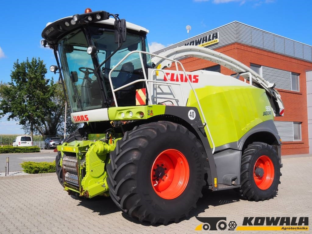 Claas Jaguar 950 4WD - Ensileuse: photos 1 Claas Jaguar 950 4WD - Ensileuse: photos 1