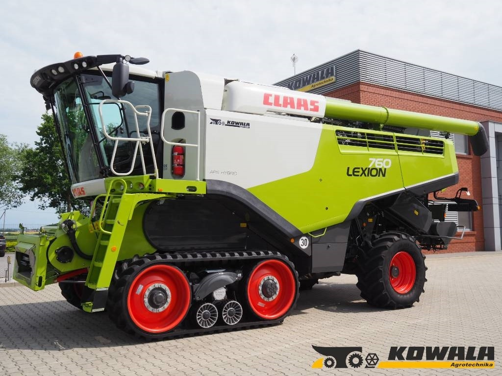 Claas Lexion 760TT + V930 - Moissonneuse-batteuse: photos 1 Claas Lexion 760TT + V930 - Moissonneuse-batteuse: photos 1