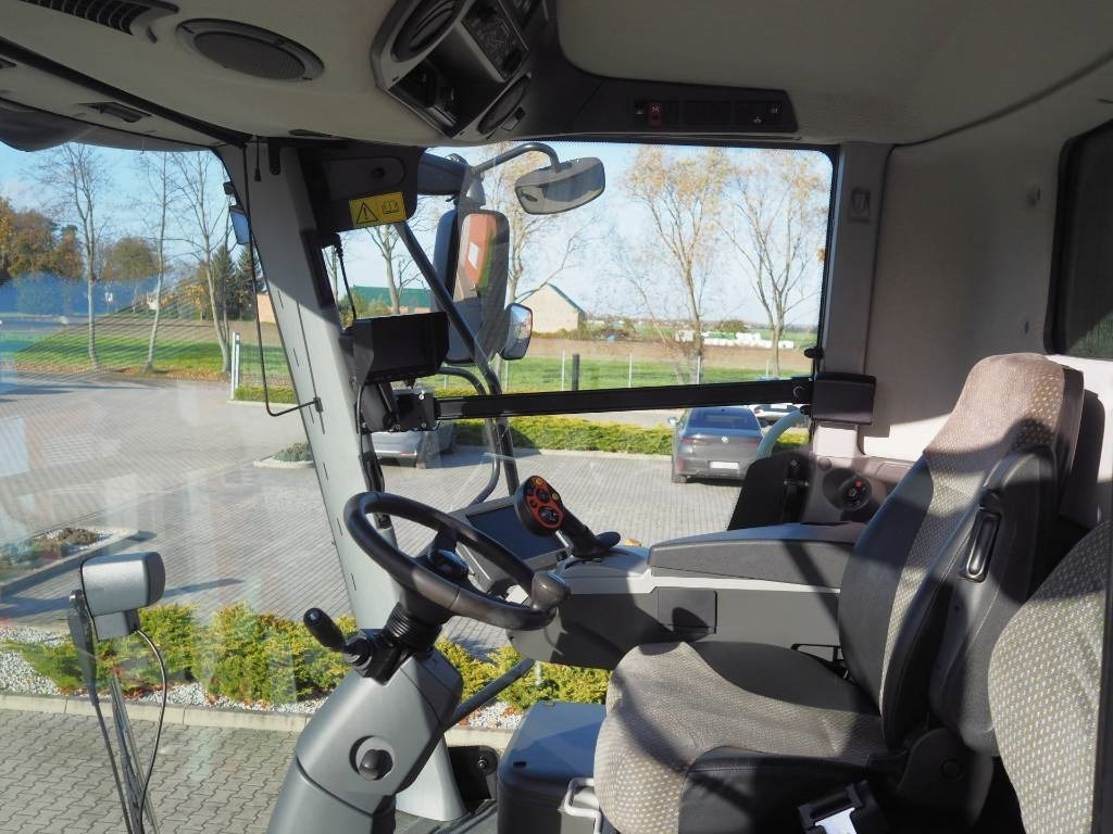 Claas Lexion 770TT 4x4 + V1200 - Moissonneuse-batteuse: photos 5 Claas Lexion 770TT 4x4 + V1200 - Moissonneuse-batteuse: photos 5