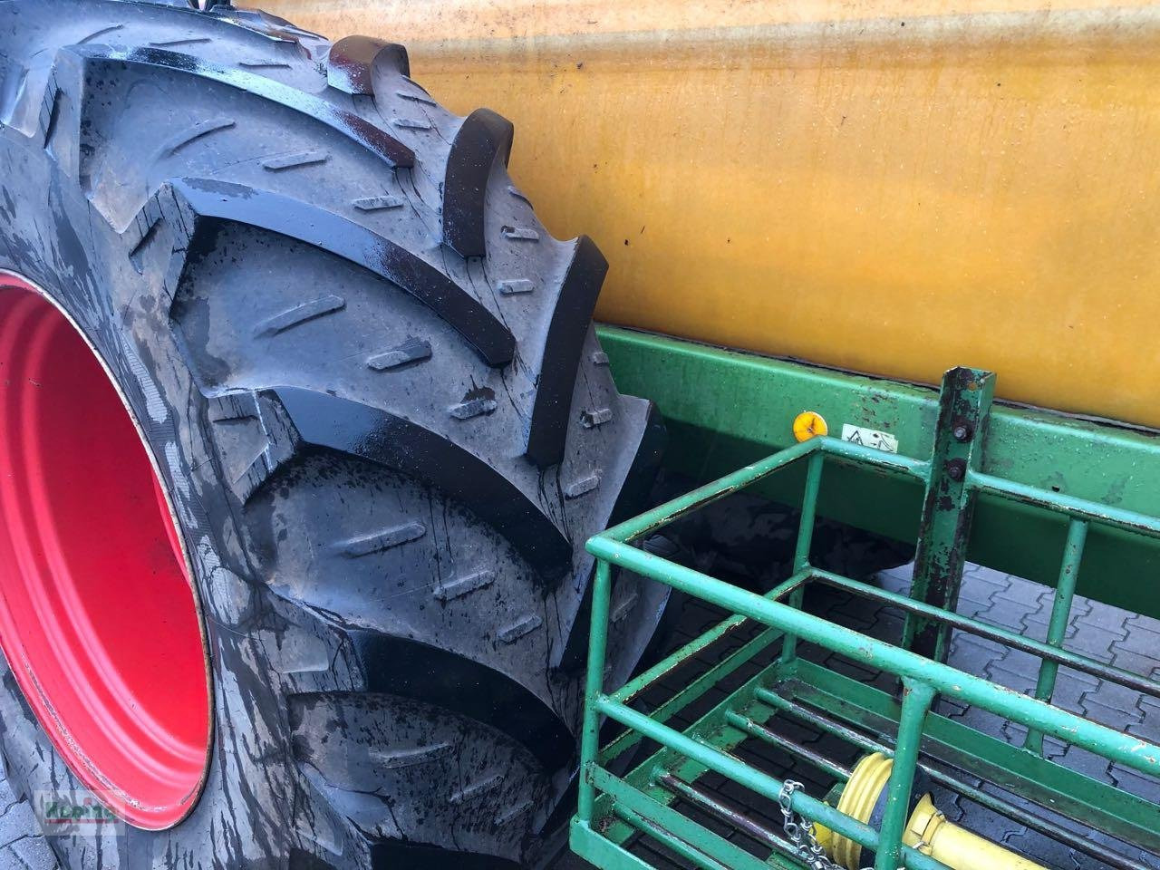 Amazone UG4500 - Pulvérisateur traîné: photos 5 Amazone UG4500 - Pulvérisateur traîné: photos 5