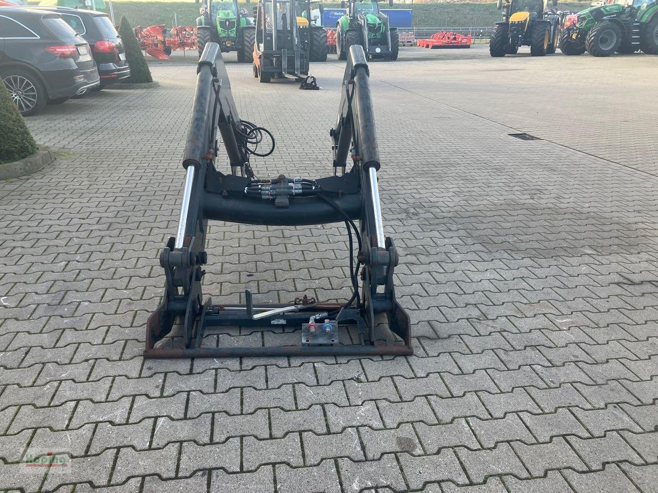 Baas 50+4 - Chargeur frontal pour tracteur: photos 4 Baas 50+4 - Chargeur frontal pour tracteur: photos 4