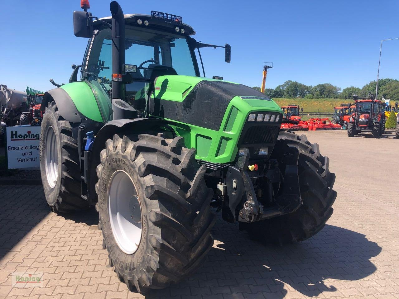 Deutz-Fahr 7210 TTV - Tracteur agricole: photos 2 Deutz-Fahr 7210 TTV - Tracteur agricole: photos 2