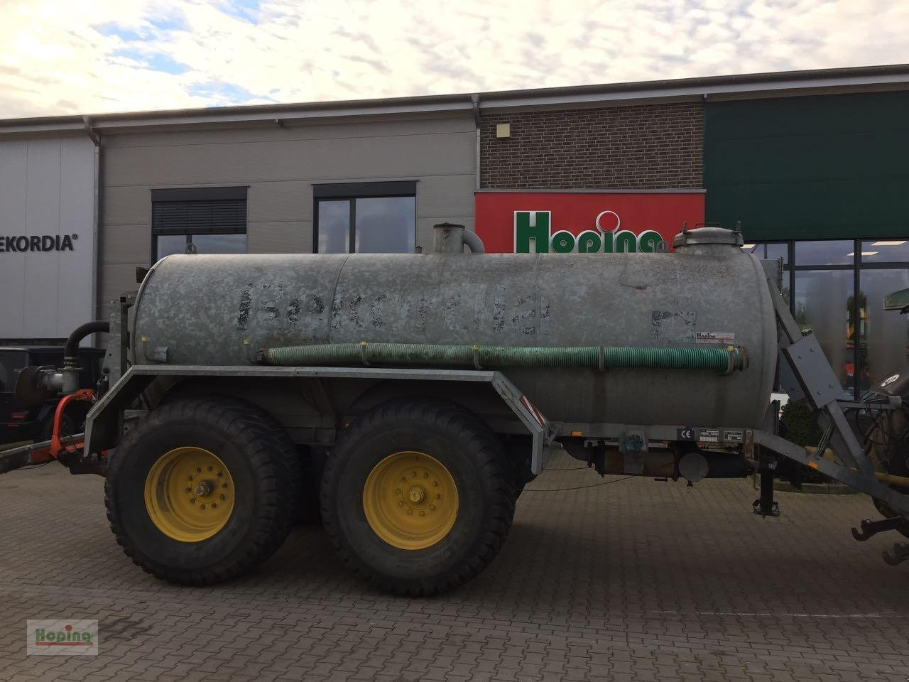 Meyer-Lohne PW 14000T - Tonne à lisier: photos 1 Meyer-Lohne PW 14000T - Tonne à lisier: photos 1
