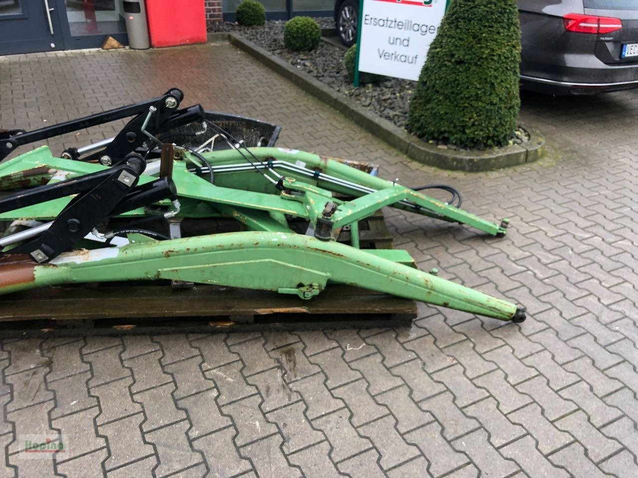 Stoll 2s - Chargeur frontal pour tracteur: photos 2 Stoll 2s - Chargeur frontal pour tracteur: photos 2