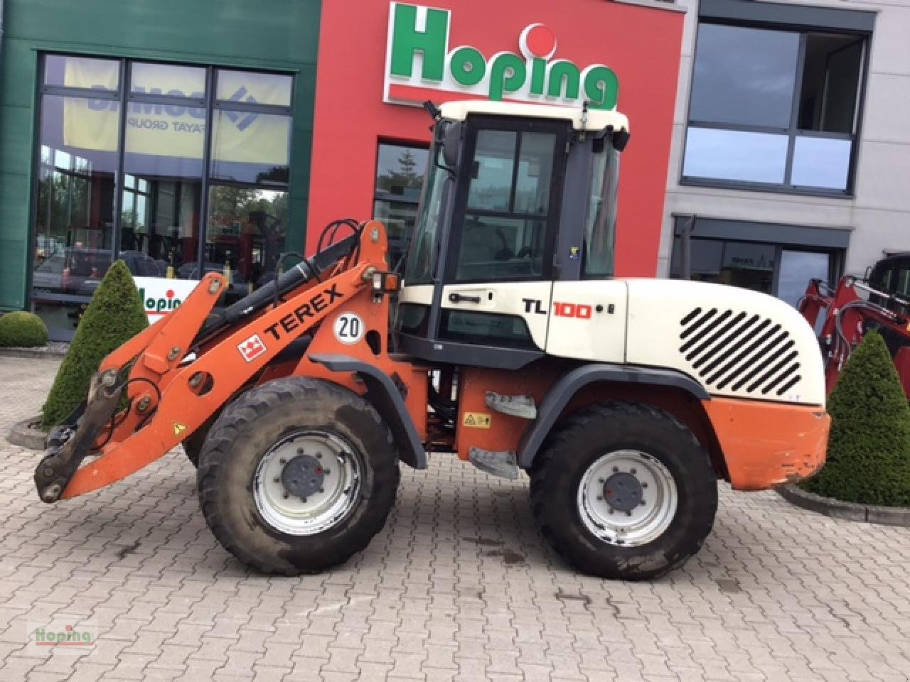 Terex TL100 - Chargeuse sur pneus: photos 1 Terex TL100 - Chargeuse sur pneus: photos 1