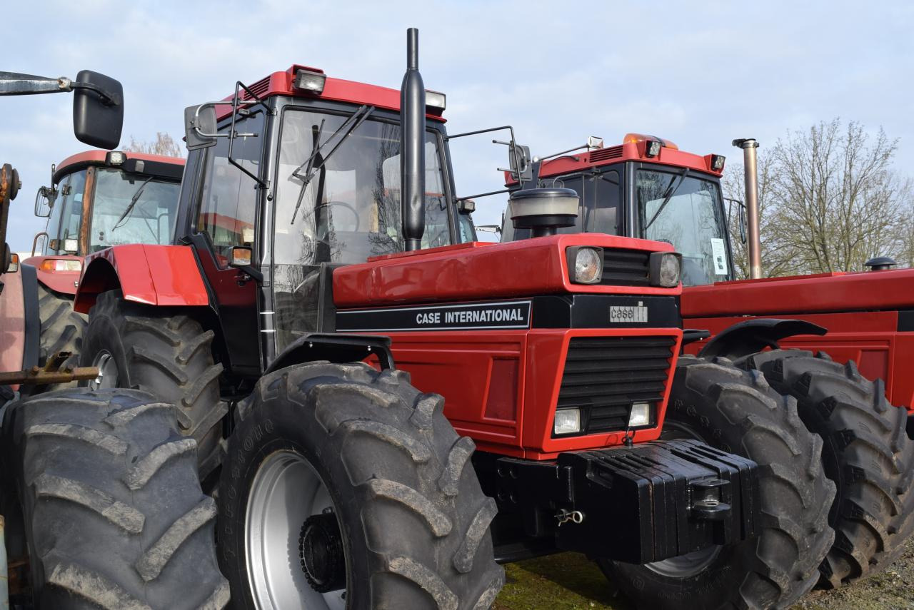 Case-IH 1455 XLA - Tracteur agricole: photos 3 Case-IH 1455 XLA - Tracteur agricole: photos 3
