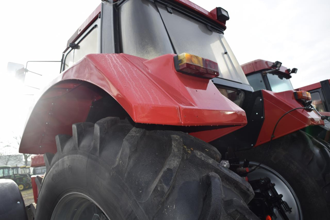 Case-IH 1455 XLA - Tracteur agricole: photos 4 Case-IH 1455 XLA - Tracteur agricole: photos 4