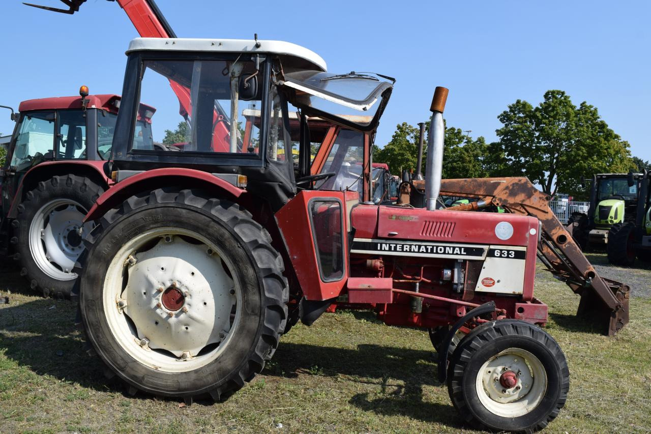 Case-IH 733 - Tracteur agricole: photos 2 Case-IH 733 - Tracteur agricole: photos 2