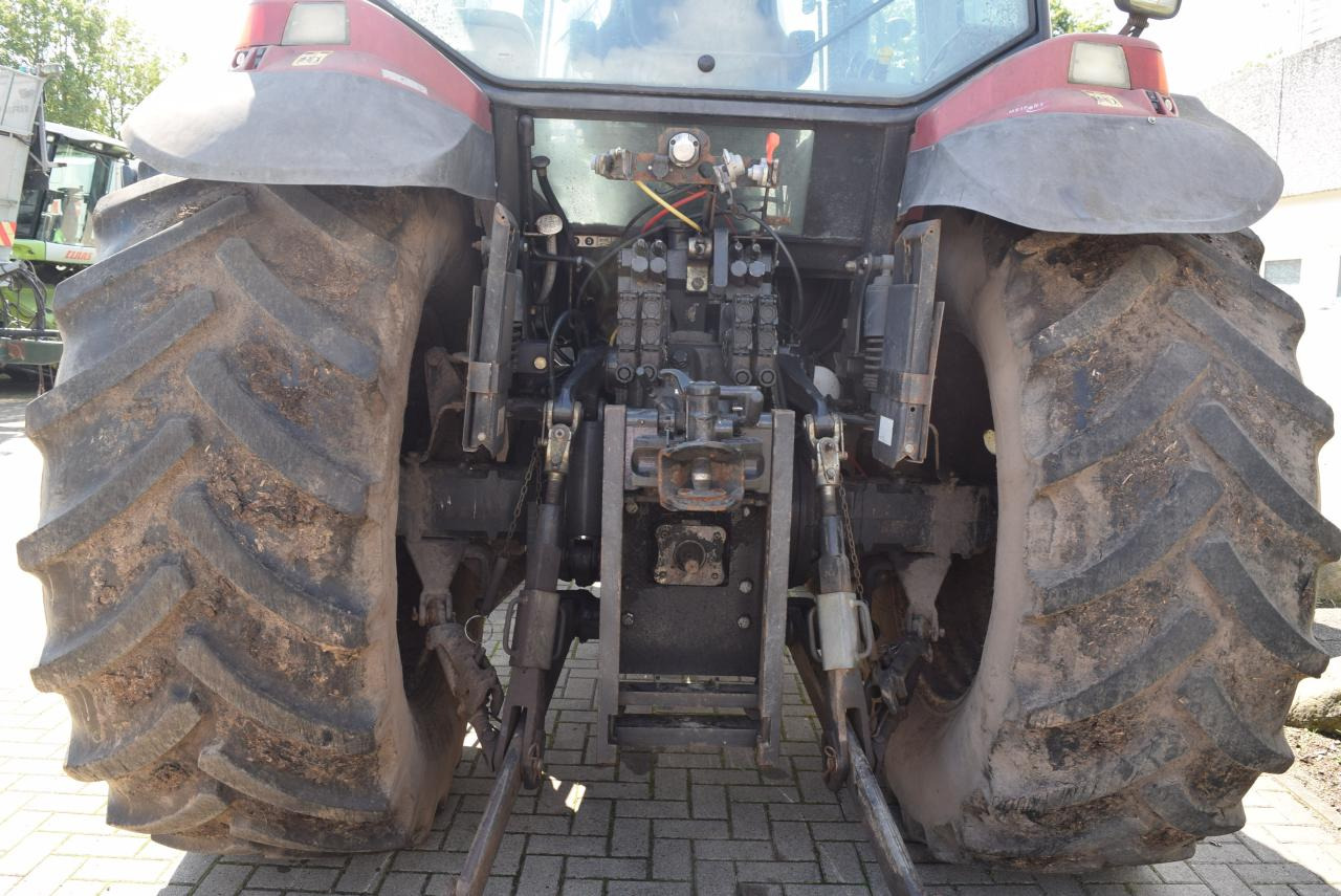 Case-IH MXM 130 - Tracteur agricole: photos 4 Case-IH MXM 130 - Tracteur agricole: photos 4