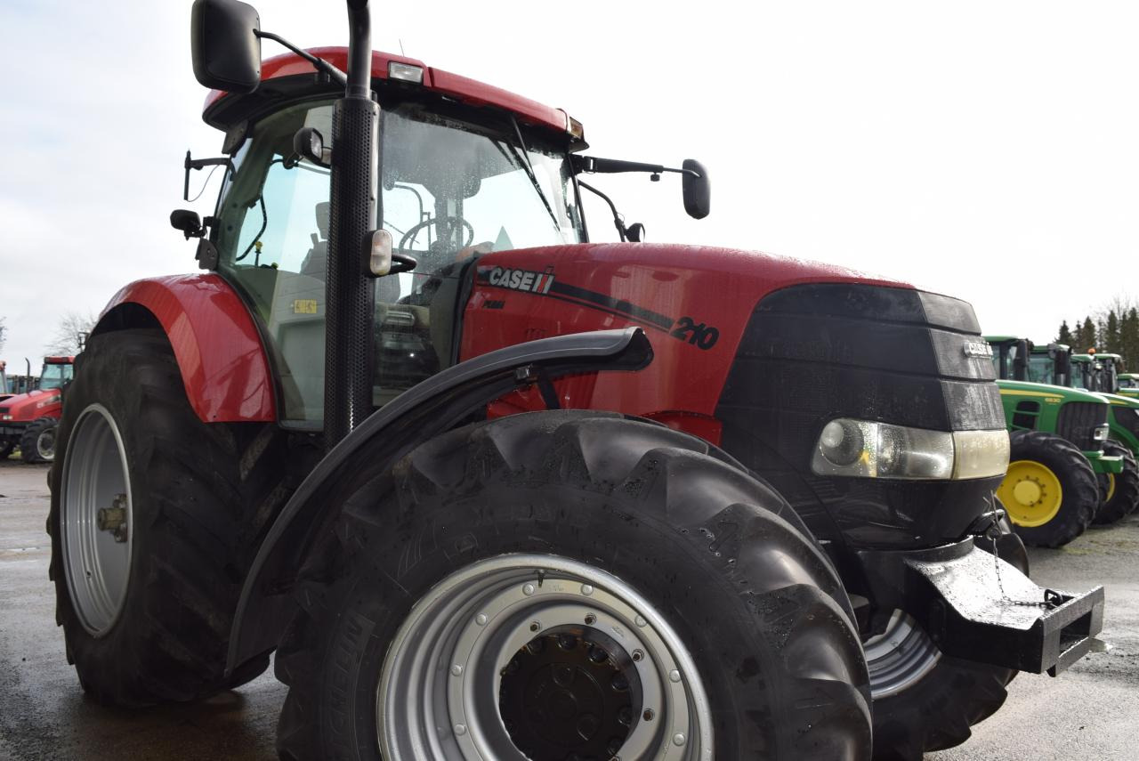 Case-IH Puma 210 - Tracteur agricole: photos 2 Case-IH Puma 210 - Tracteur agricole: photos 2