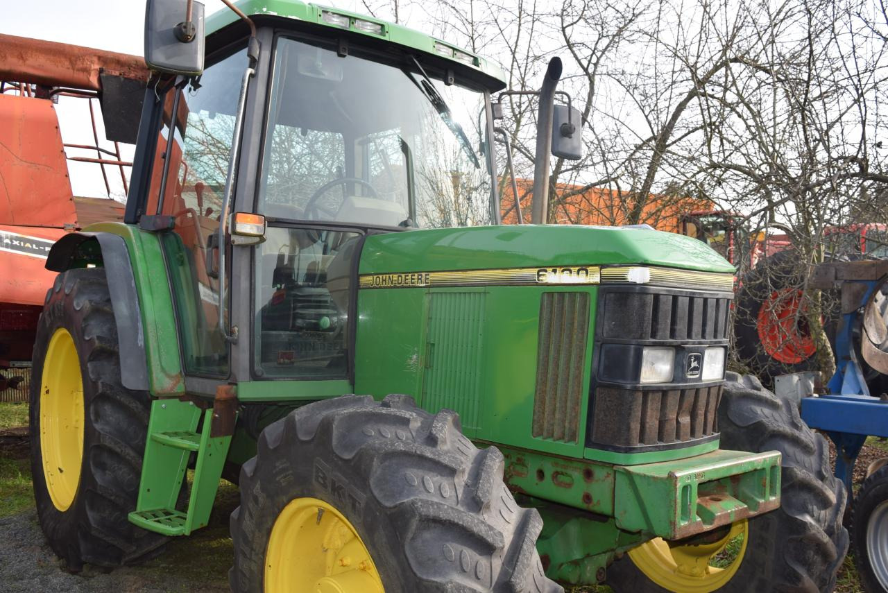 John Deere 6100 - Tracteur agricole: photos 2 John Deere 6100 - Tracteur agricole: photos 2