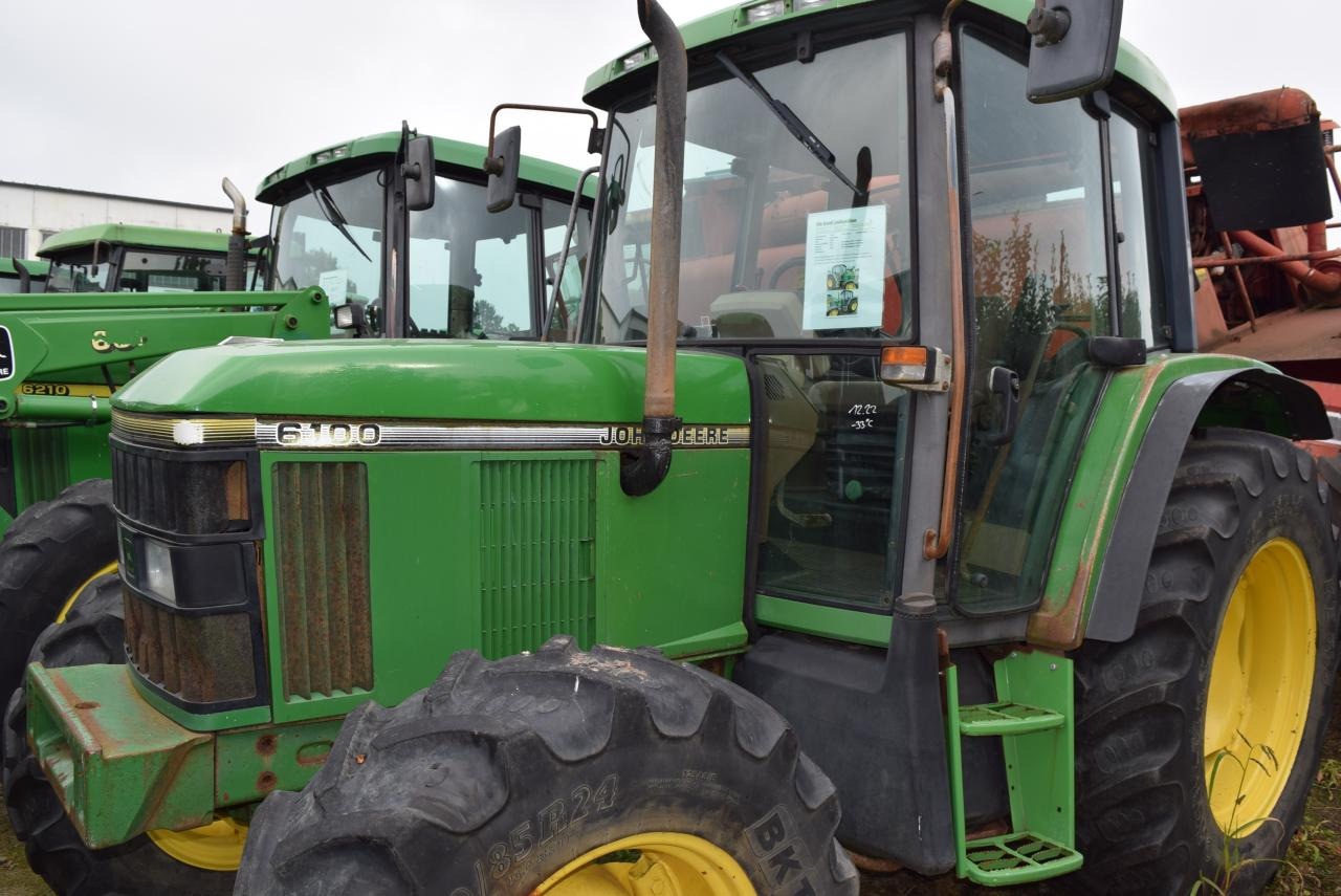 John Deere 6100 - Tracteur agricole: photos 1 John Deere 6100 - Tracteur agricole: photos 1