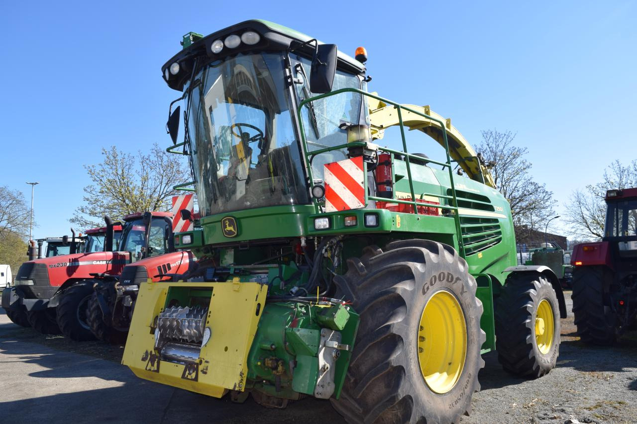 John Deere 7250 i - Ensileuse: photos 3 John Deere 7250 i - Ensileuse: photos 3
