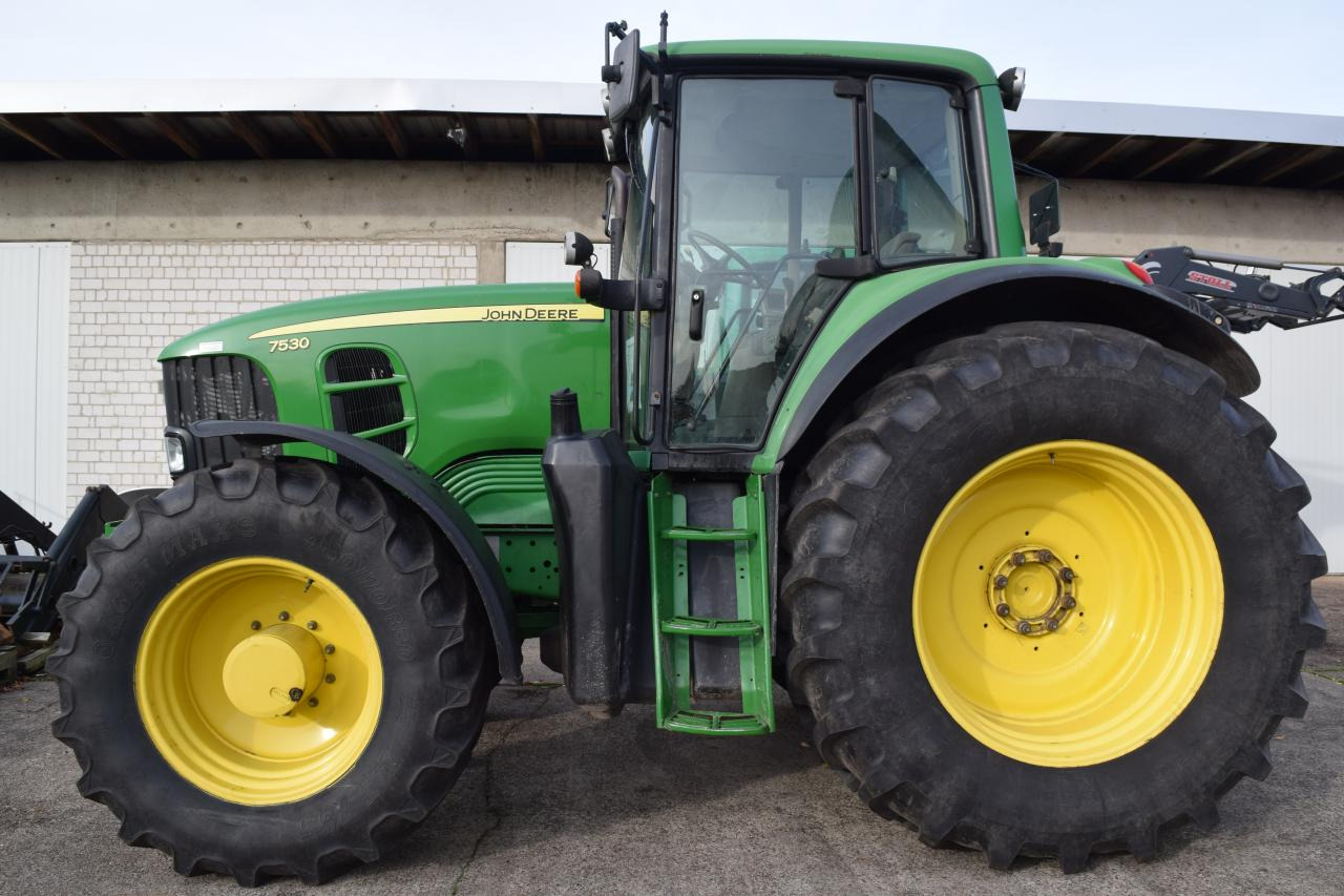 John Deere 7530 Premium - Tracteur agricole: photos 1 John Deere 7530 Premium - Tracteur agricole: photos 1