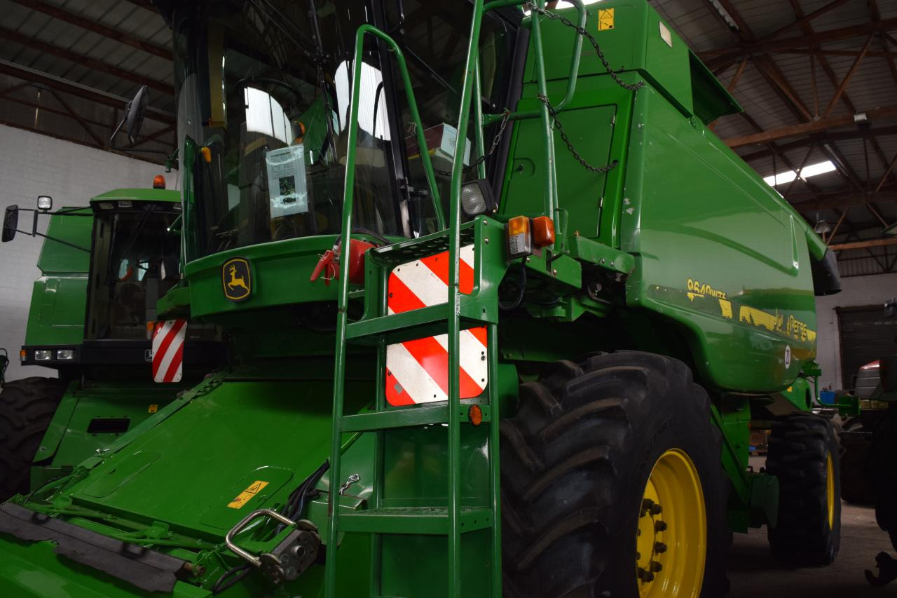 John Deere 9640 WTS - Moissonneuse-batteuse: photos 2 John Deere 9640 WTS - Moissonneuse-batteuse: photos 2