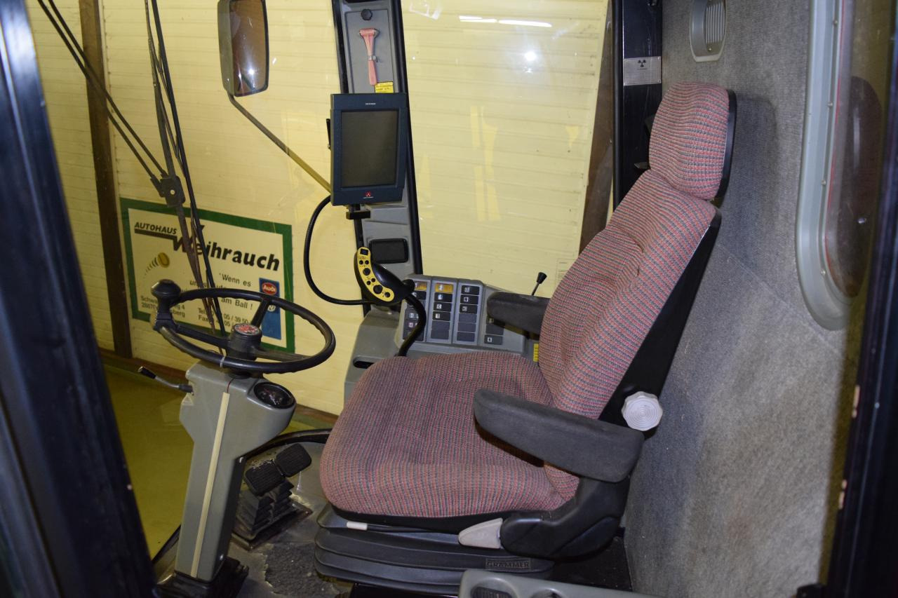 Massey Ferguson MF 40 RS - Moissonneuse-batteuse: photos 5 Massey Ferguson MF 40 RS - Moissonneuse-batteuse: photos 5