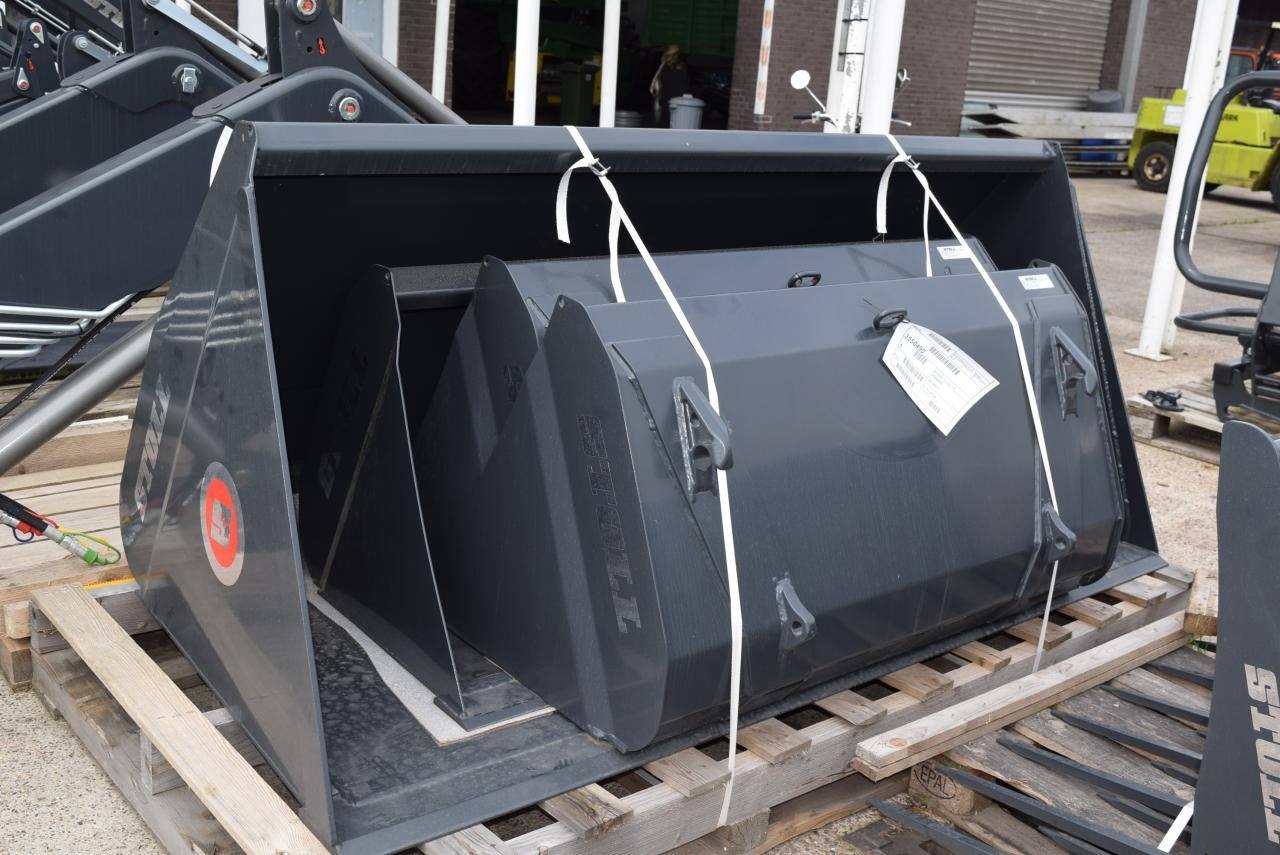 Stoll Schaufel Global & Robust - Godet: photos 2 Stoll Schaufel Global & Robust - Godet: photos 2