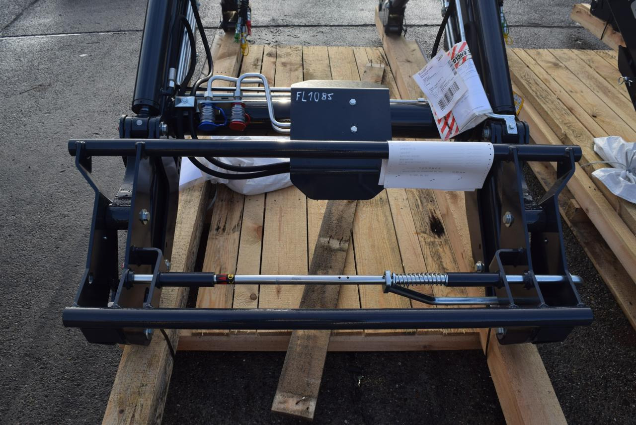 Stoll Solid 38-20 P - Chargeur frontal pour tracteur: photos 4 Stoll Solid 38-20 P - Chargeur frontal pour tracteur: photos 4