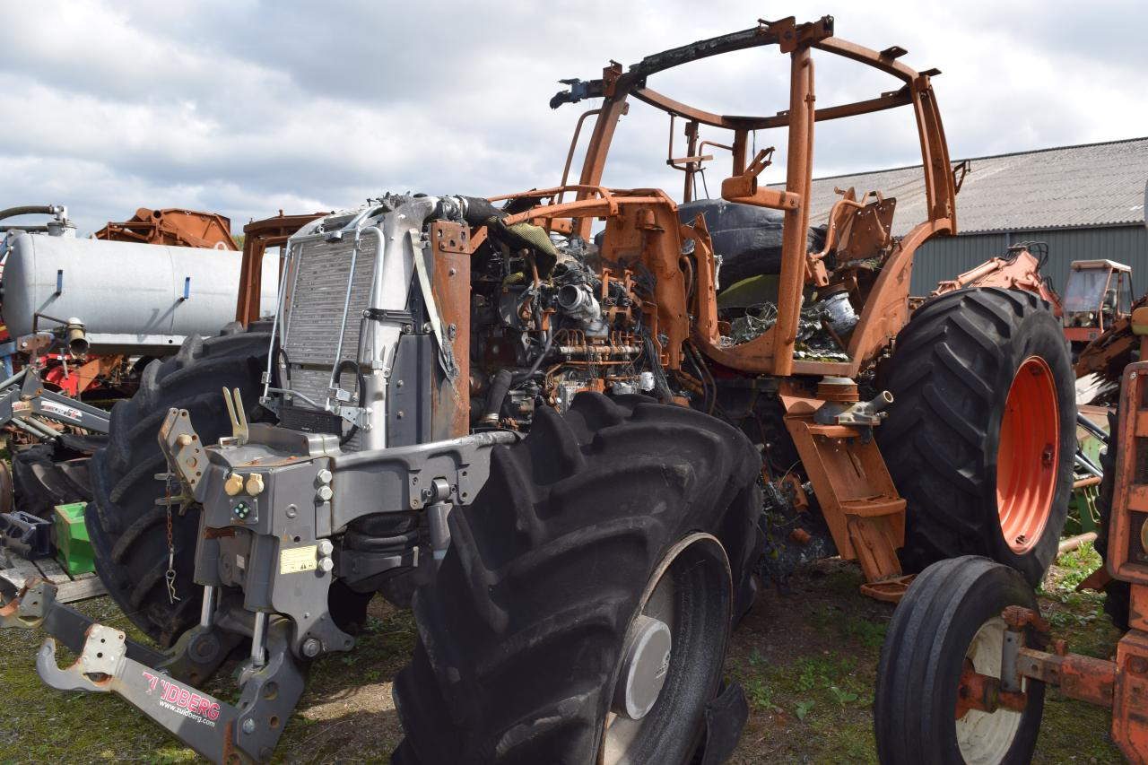 Valtra T234 *zur Teileverwertung* - Tracteur agricole: photos 2 Valtra T234 *zur Teileverwertung* - Tracteur agricole: photos 2