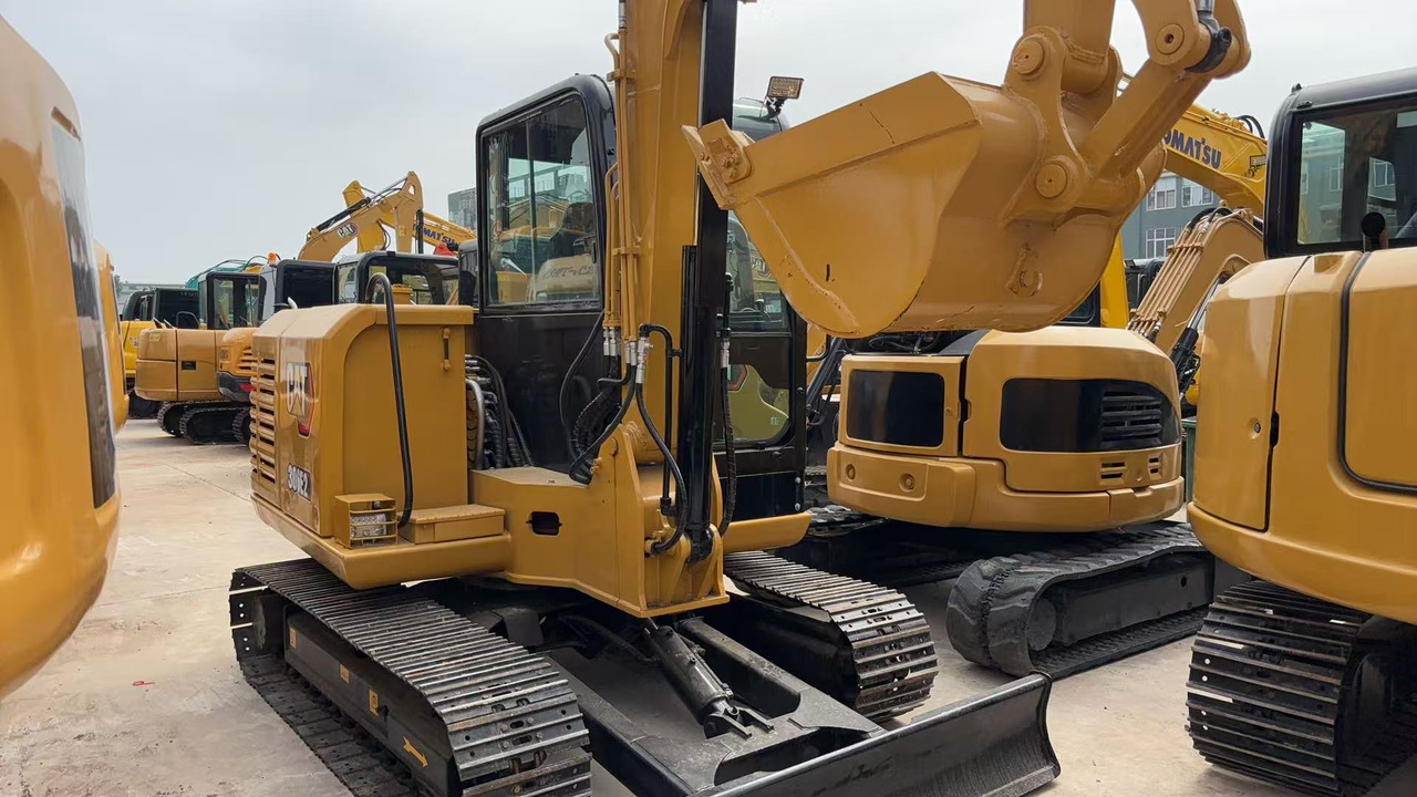 CATERPILLAR 306E2 - Mini pelle: photos 2 CATERPILLAR 306E2 - Mini pelle: photos 2