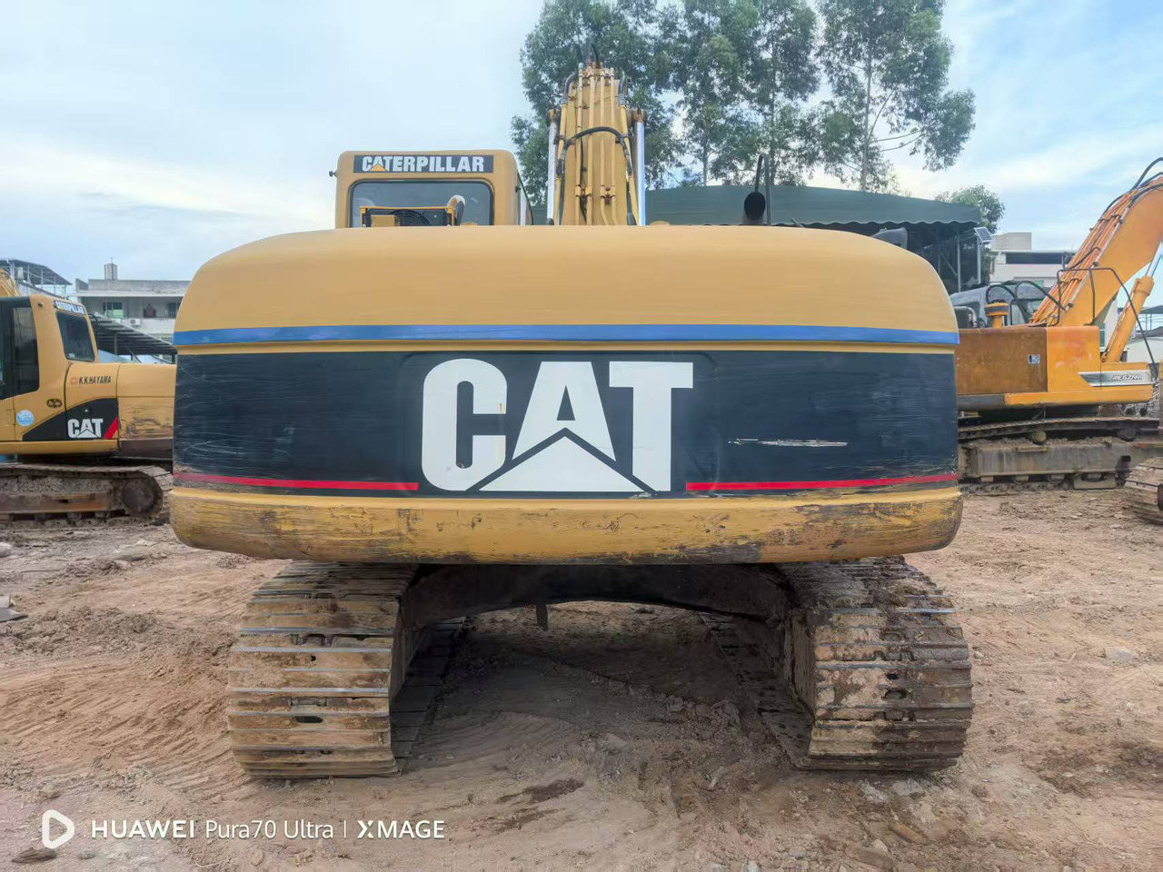 CATERPILLAR 320C - Pelle sur chenille: photos 2 CATERPILLAR 320C - Pelle sur chenille: photos 2