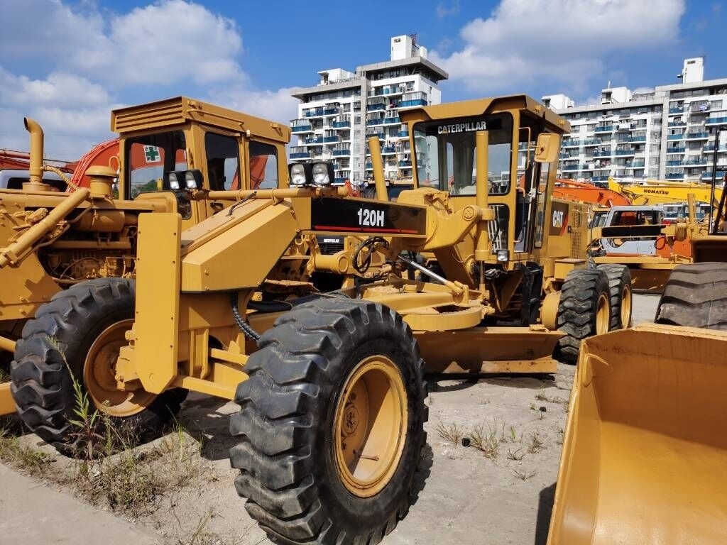 Caterpillar 120 H - Niveleuse: photos 4 Caterpillar 120 H - Niveleuse: photos 4